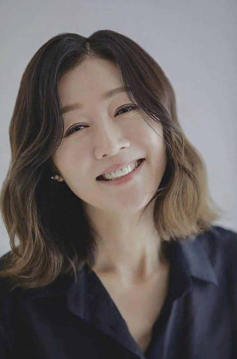 배우-방은희