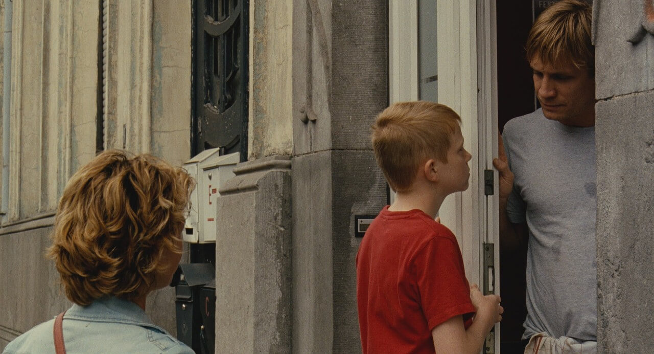 우여곡절 끝에 아빠를 찾아낸 시릴과 사만다