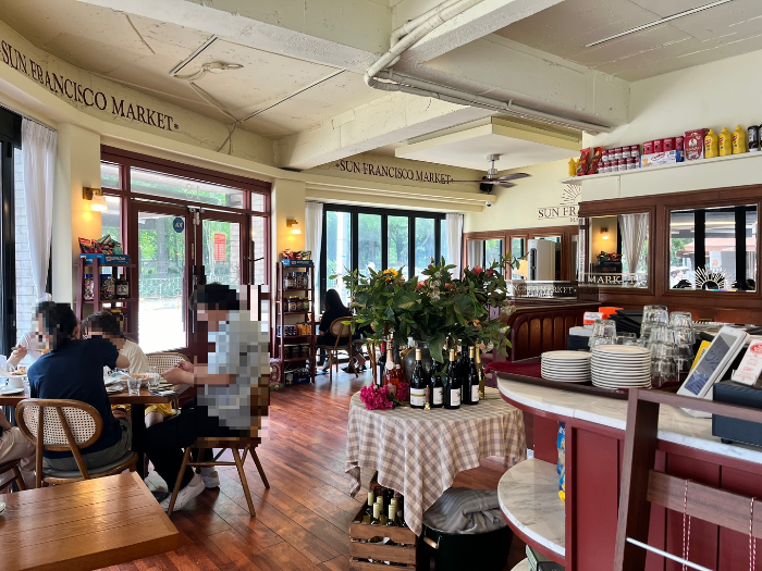 썬프란시스코 마켓 내부 모습