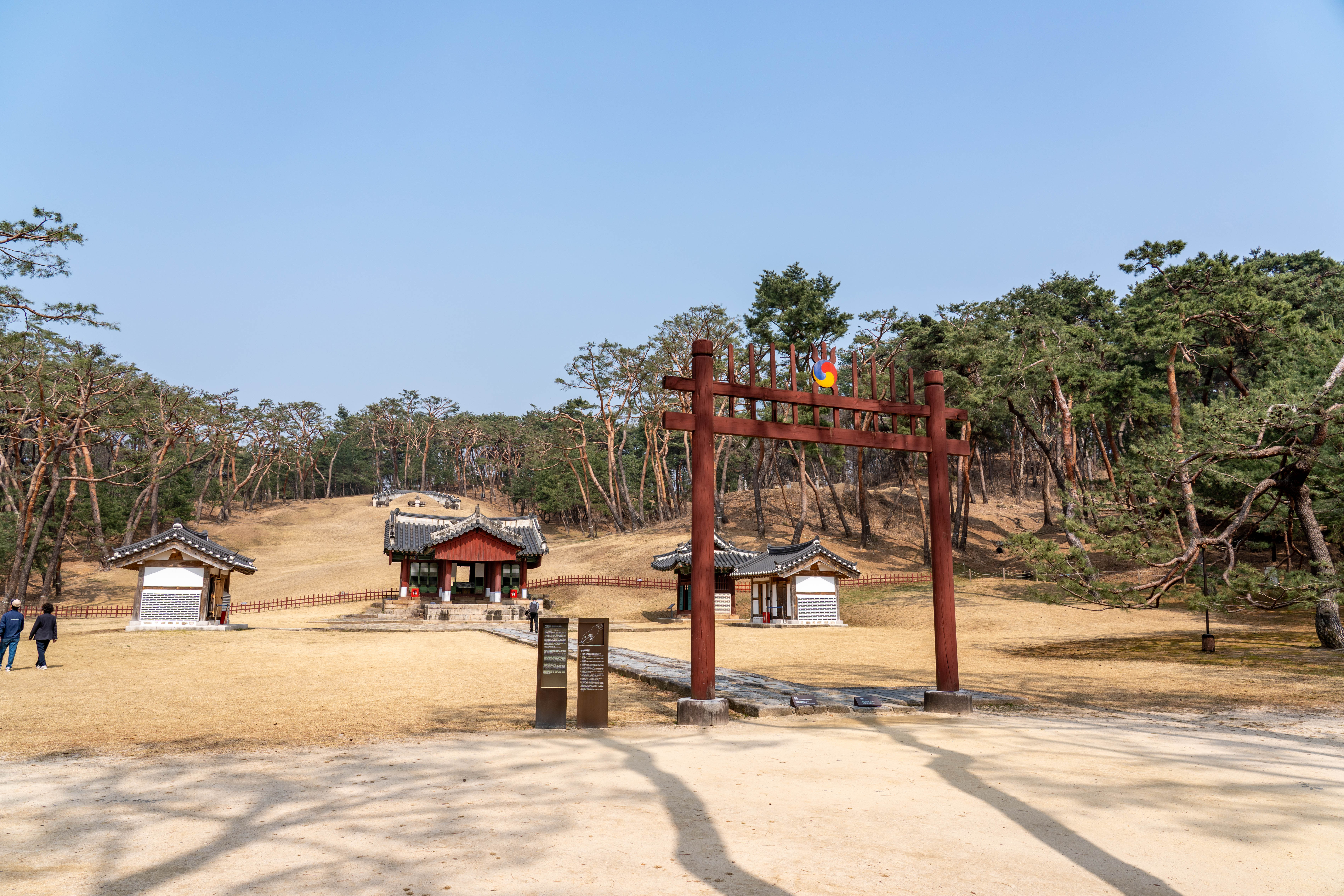 정순왕후 송씨 사릉의 전경
