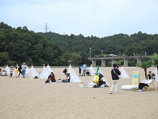 2025 영주 무섬 외나무다리 축제 — 물 위에서 즐기는 전통과 감성의 가을 축제