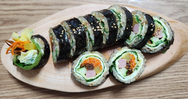 완성된 치즈 김밥