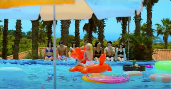 볼빨간사춘기 뮤직비디오 속 팜밸리리조트