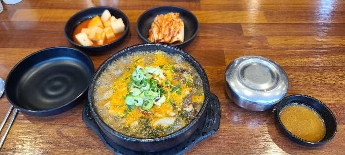 상대원동 해장국 장수본가해장국 양선지해장국 밑반찬 깍두기 배추김치