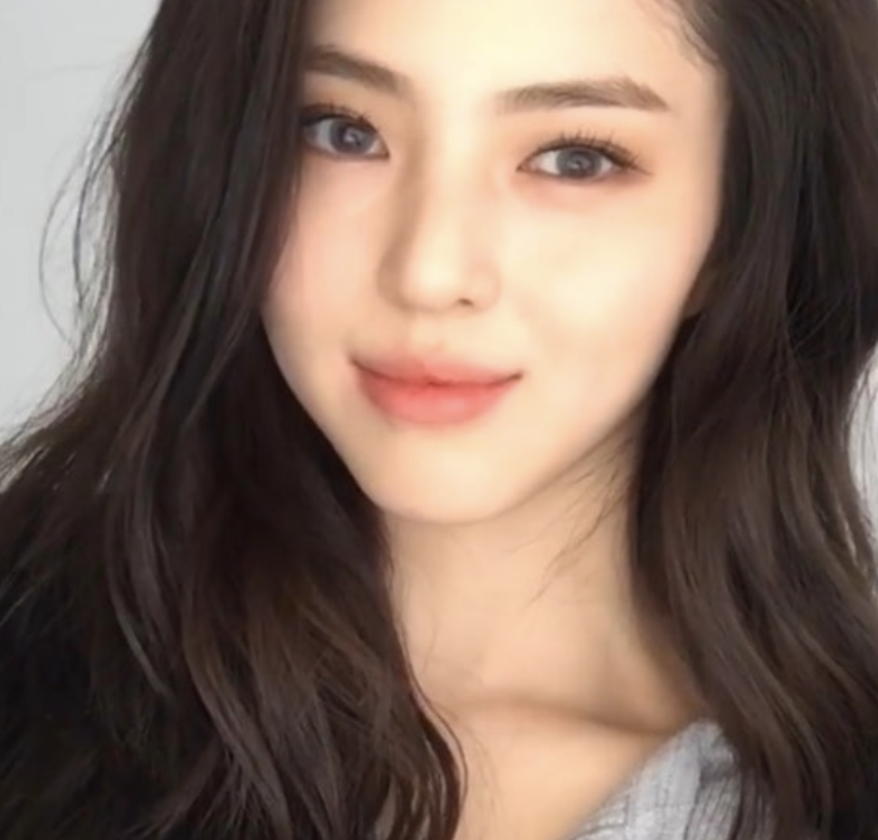 한소희 타투