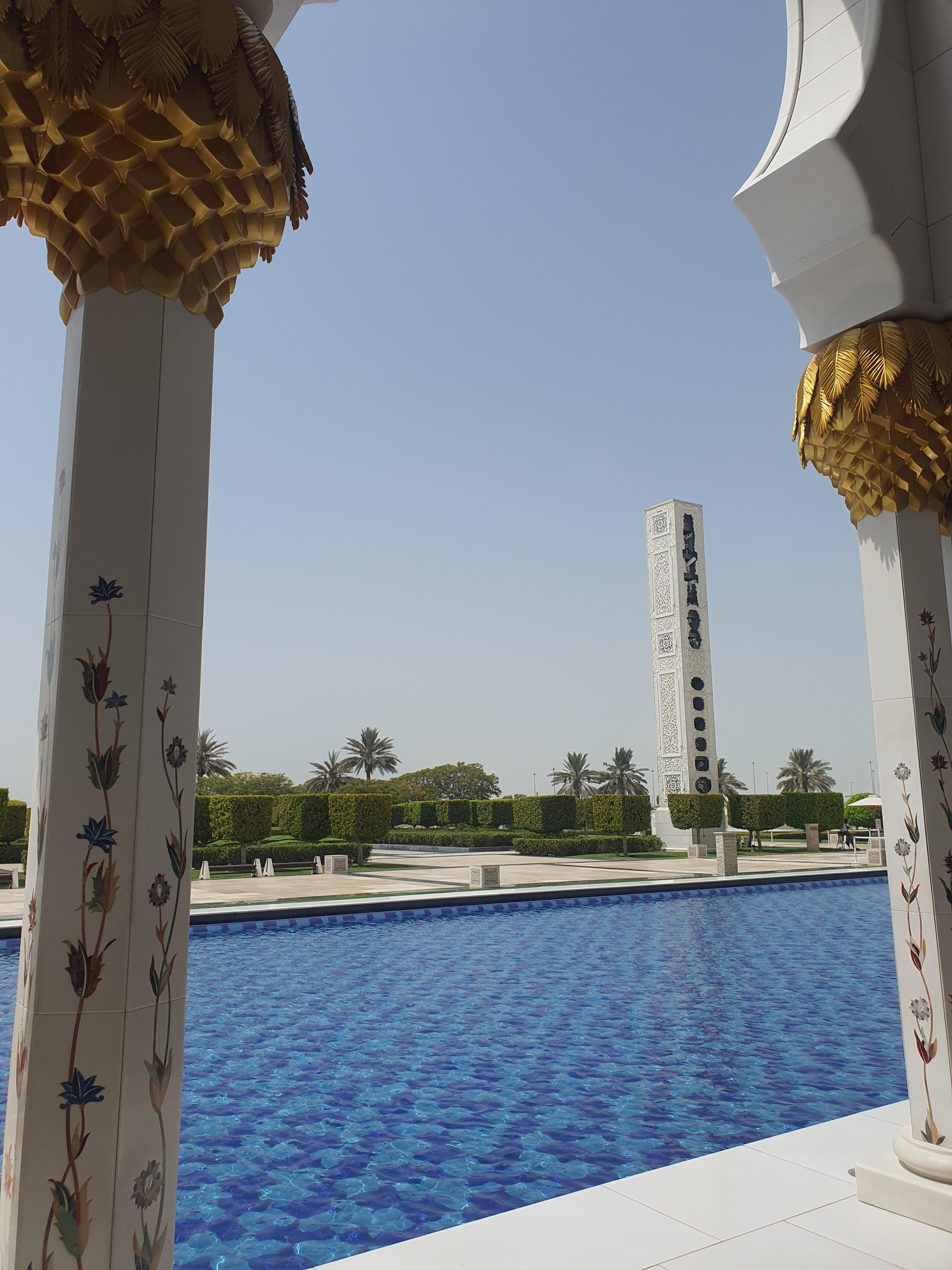 노랑풍선 두바이 패키지 4박 6일 2일차- 셰이크 자이드 그랜드 모스크 대통령궁 에미레이트 팰리스 루브르박물관