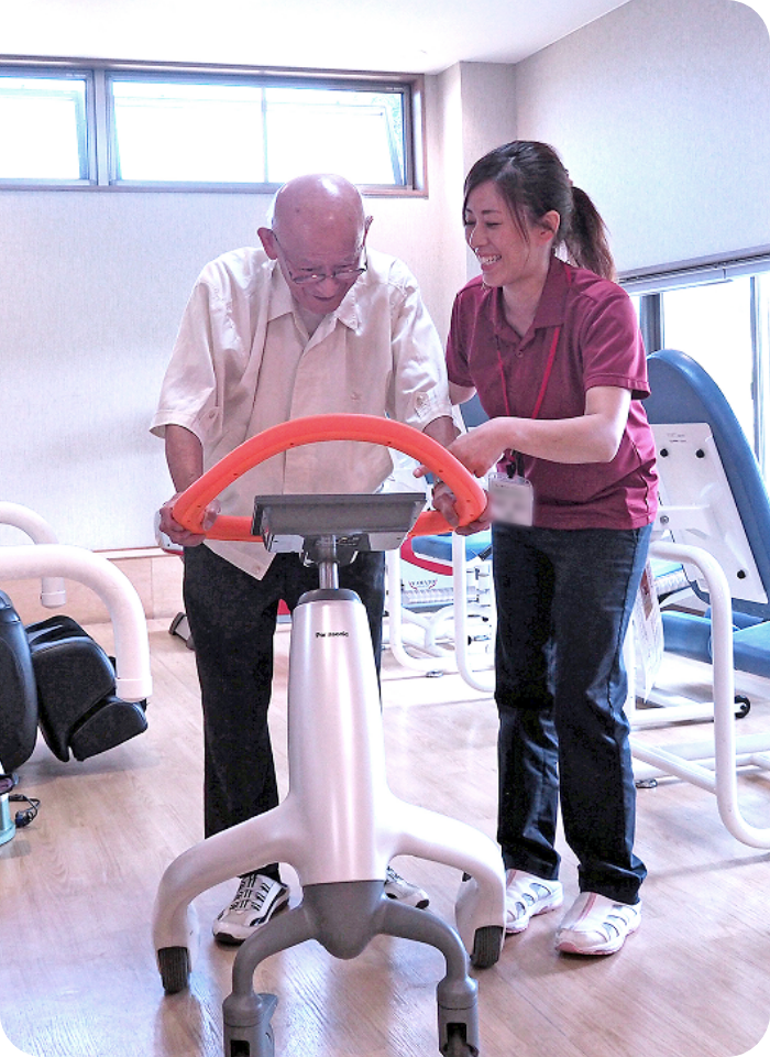 파나소닉의 스마트 걷기 훈련 솔루션 ' 보행 트레이닝 로봇'