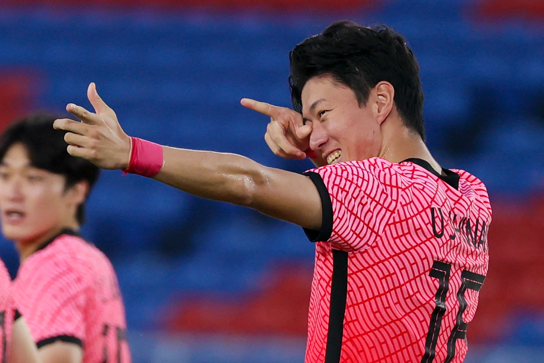 세레모니-하는-황의조