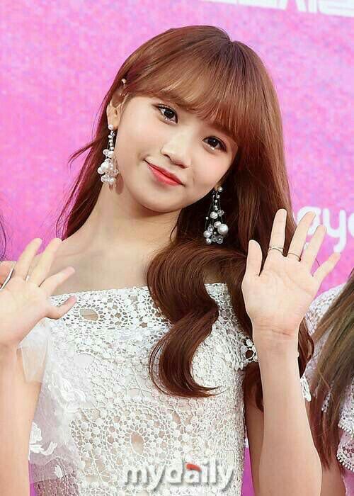 김채원 사진 모음 김채원 사진 모음