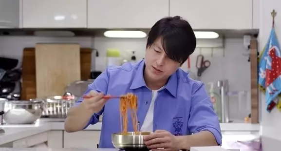 류수영비빔국수