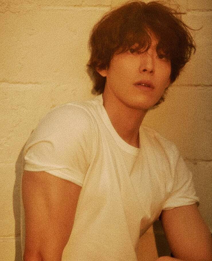 배우-김우빈