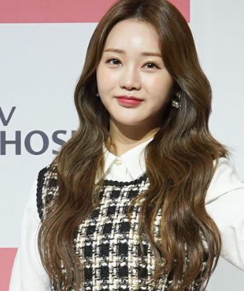 홍지윤