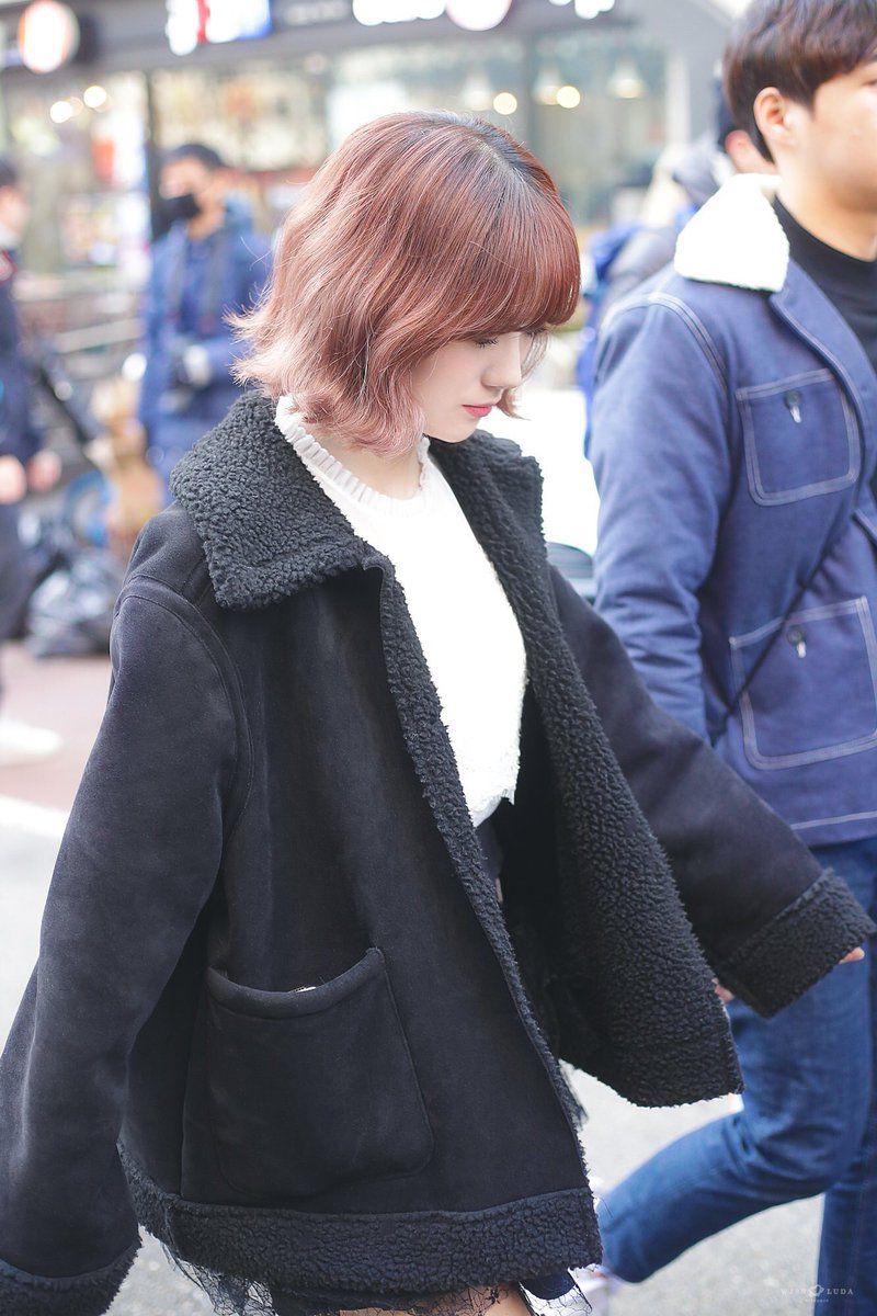 우주소녀 루다 인스타그램 사진 몸매