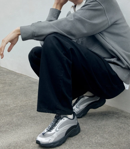 한소희 운동화 휠라 판테라 99/25 커플운동화 추천