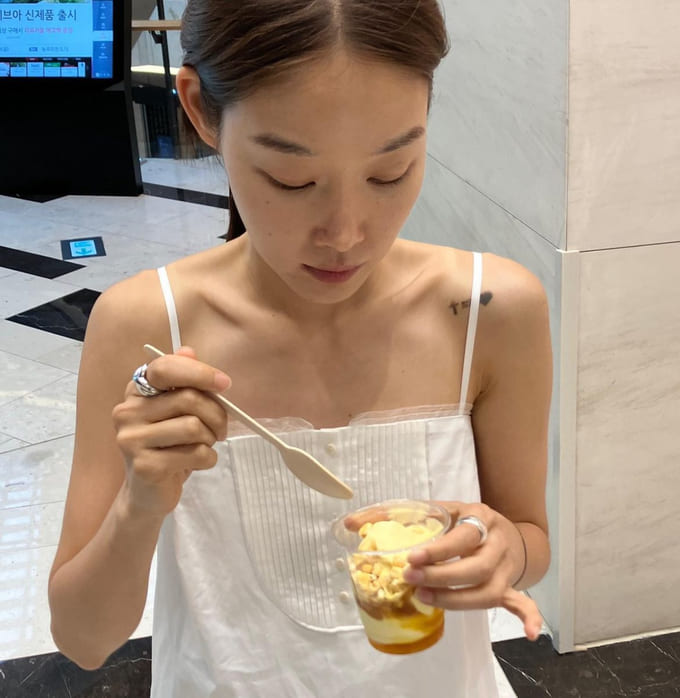 조소빈 사복