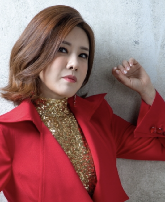 가수 강유진 나이 프로필 사진