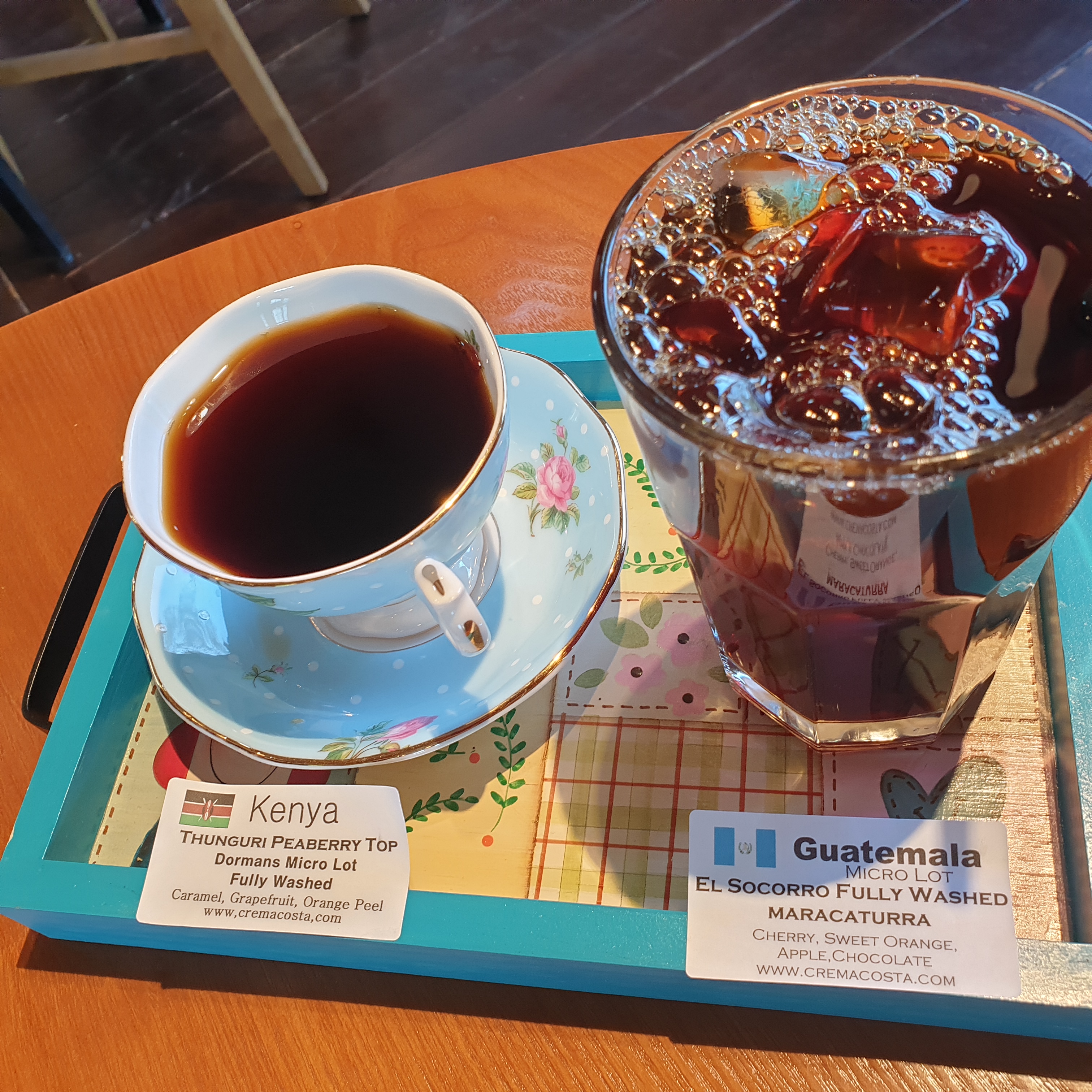 강릉 로스터리 카페 '크레마 코스타'에서 즐기는 스페셜티 커피_주문한 음료