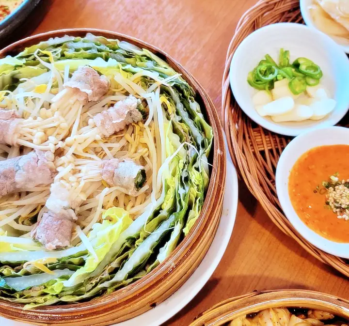 생방송오늘저녁 천안 불당동 맛집 추천 퓨전 한정식 맛집 흑임자들깨크림파스타 제육고추장크림파스타 등갈비튀김 소고기배추찜 떡갈비튀김리조또 맛있는 곳