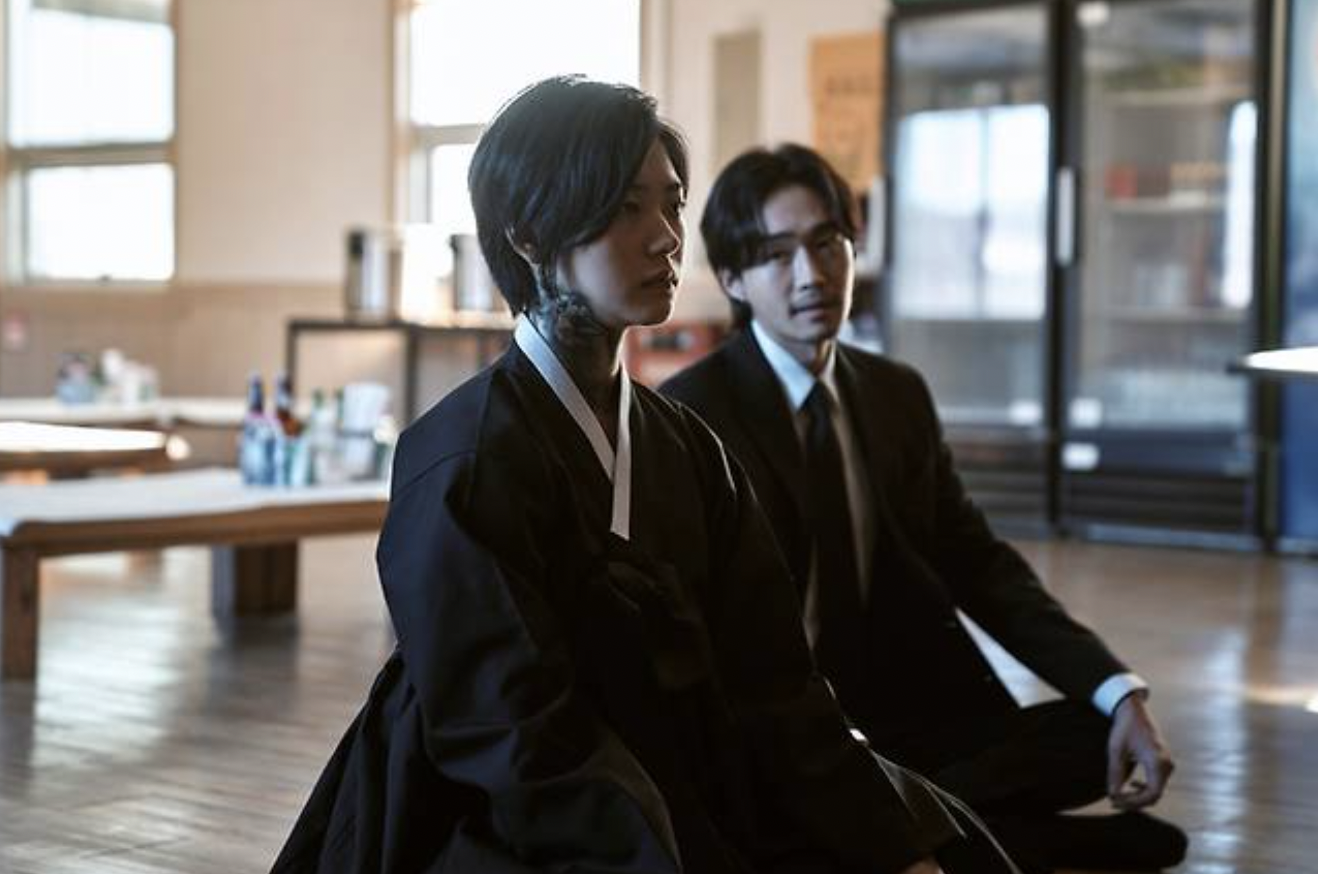 디즈니플러스-드라마-폭군