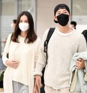 송중기와 아내 케이티