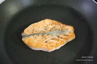 성시경 레시피 연어 구이 비린내 잡기_24