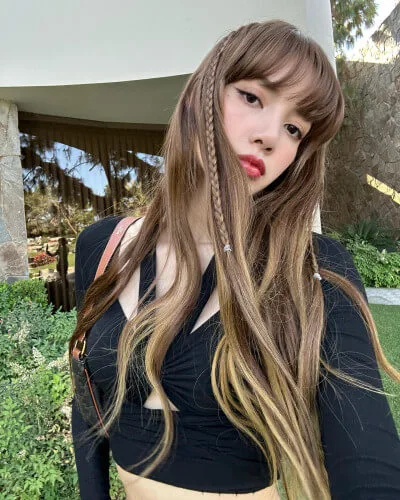 리사-셀카-1