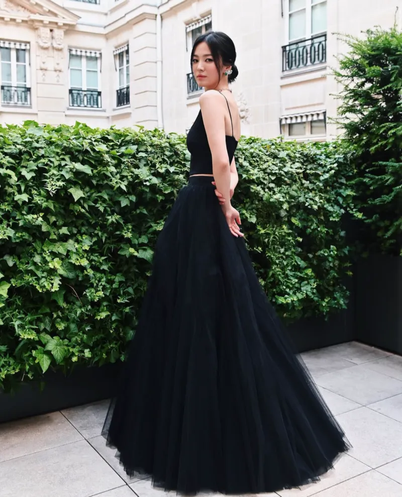 송혜교 쇼메, 송혜교 화보, 송혜교 보그, 송혜교 주얼리, 송혜교 목걸이, 쇼메, 쇼메 앰버서더, 쇼메 주얼리, 쇼메 목걸이, 비 마이 러브, 쇼메 비 마이 러브, 조세핀 컬렉션, 하이주얼리 브랜드, 프랑스 명품 주얼리, 쇼메 가격, 쇼메 예물, 명품 예물 추천, 쇼메 후기, 쇼메 실착, 셀럽 주얼리, 송혜교 착용, 쇼메 예약구매, 명품 주얼리 추천, 하이주얼리 착용컷, 비마이러브 실착, 쇼메 조세핀