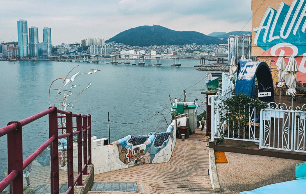 부산 영도 흰여울문화마을