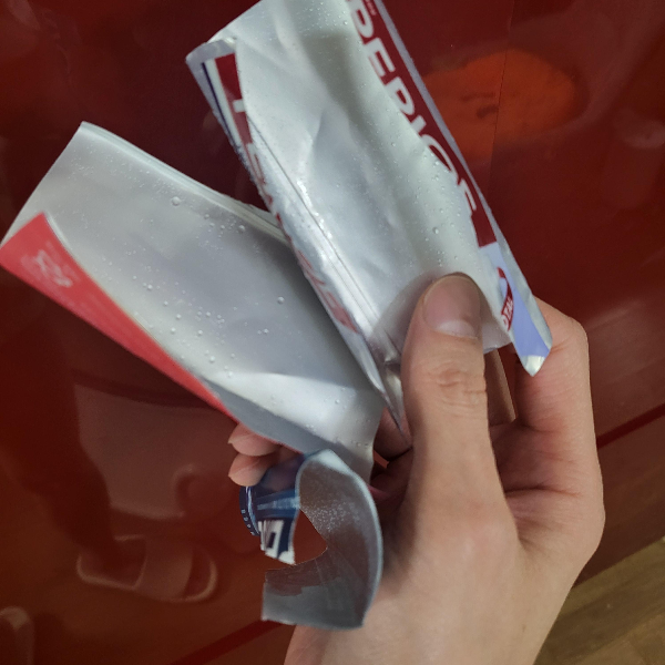 깨끗해진-치약-튜브