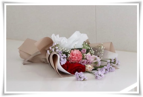 &quot;생화 꽃다발&quot; 특별한 순간을 오래 보관하는 신선함 유지 비결!