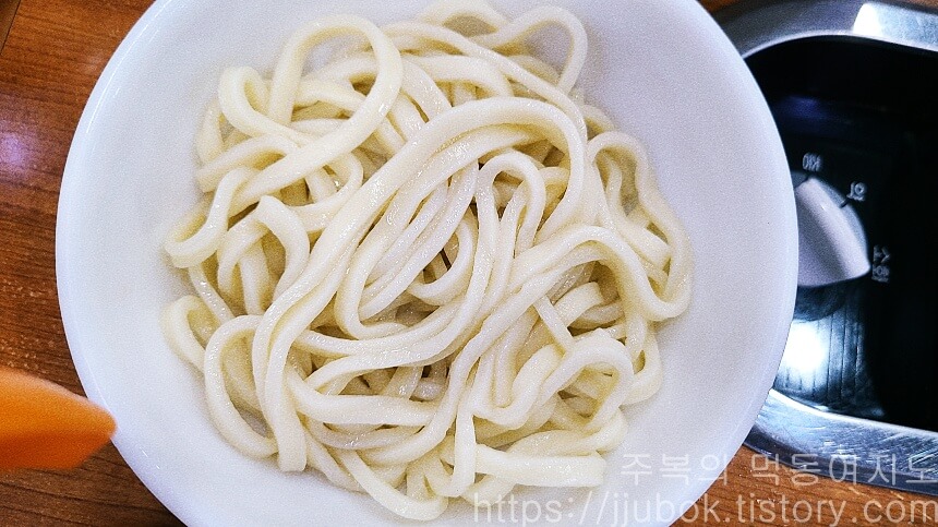 등촌샤브칼국수-칼국수사리