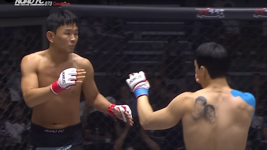 윤형빈vs밴쯔 출처: 유튜브 ROAD FIGHTING CHAMPIONSHIP 