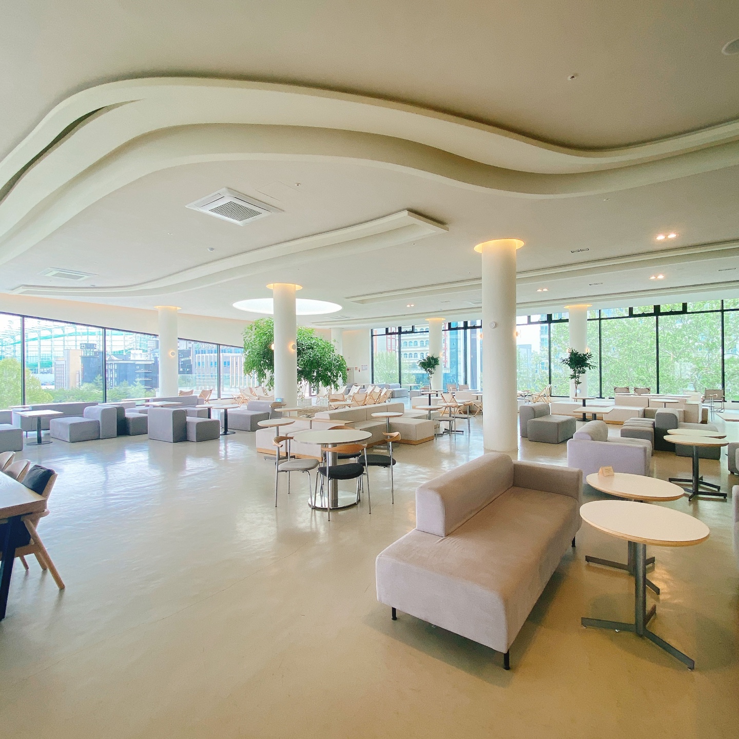 대전 대형베이커리 카페 크로넛 유성공원 에이트 aight