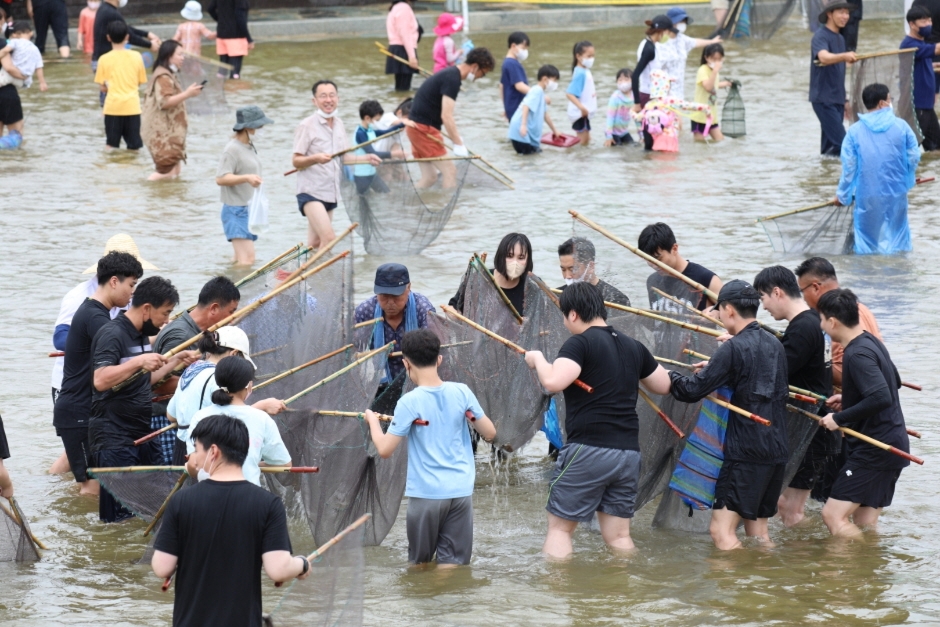 제26회 봉화은어축제 기본일정과 프로그램 정리 경서 우디 최우진 미스김 김희재 이보람 허각 트라이비 황윤성 마이진 린 박지현 진욱 김소연 빈예서 홍잠언 출연