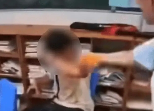 “너 우리 아빠가 누군지 알아?” — 상하이 여고생의 외침이 던진 질문