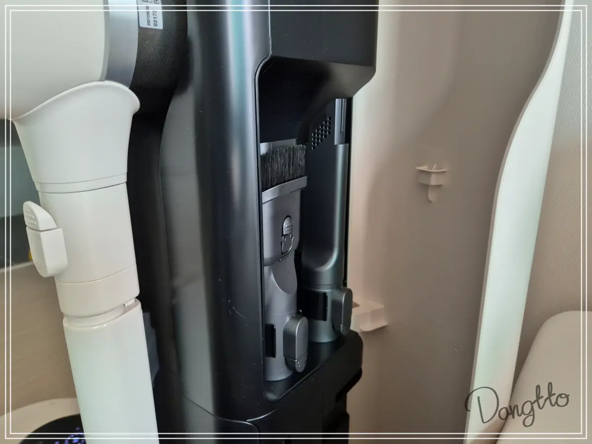 LG-청소기-헤드-정리함과-다양한-헤드