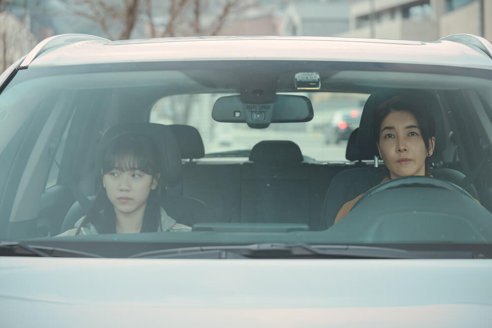 인영의 임시보호자가 된 설아