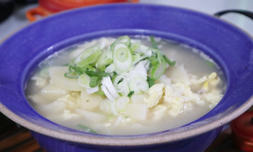 한국의 감자 요리 감잣국