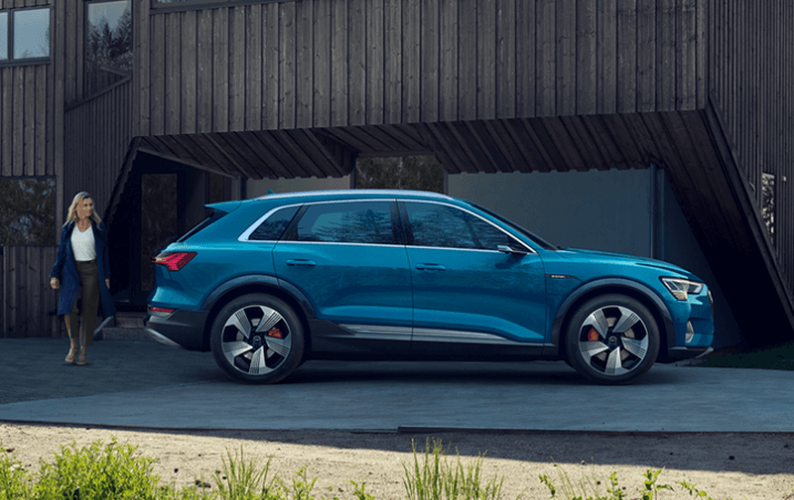 아우디 Q4 e-트론 사전계약 출시가격