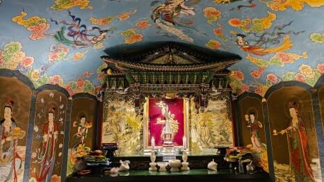 양양 휴휴암 : 동해 바다 위에 자리한 기도의 공간 바다와 함께하는 특별한 사찰