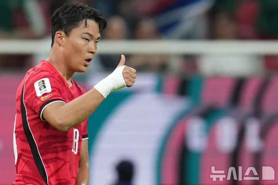 오현규 몸값 260억 돌파 손흥민과 나란히 선 월드컵 한국 축구의 희망2