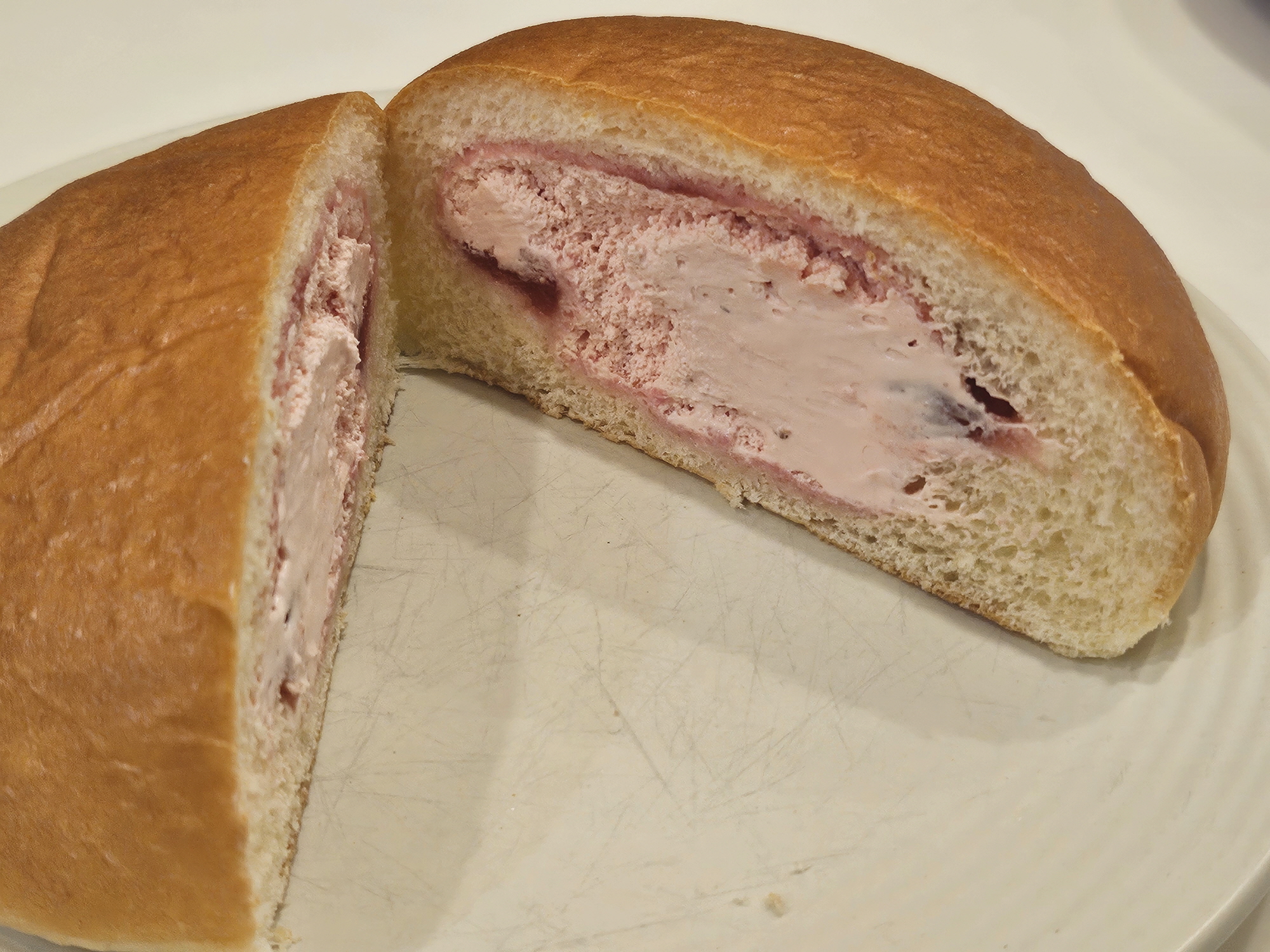 파리바게트 딸기우유 생크림빵