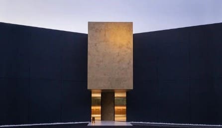 미술관 갤러리 같은 외관의 료칸