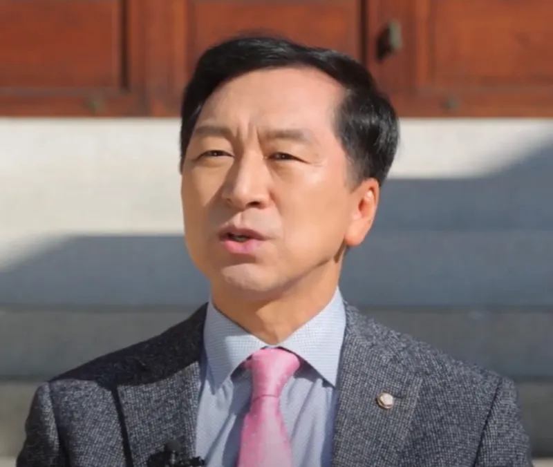 국회의원 인터뷰 장면15.webp