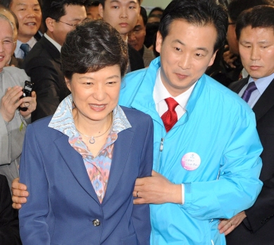 유영하 변호사 프로필 나이 고향 학력 박근혜 관계