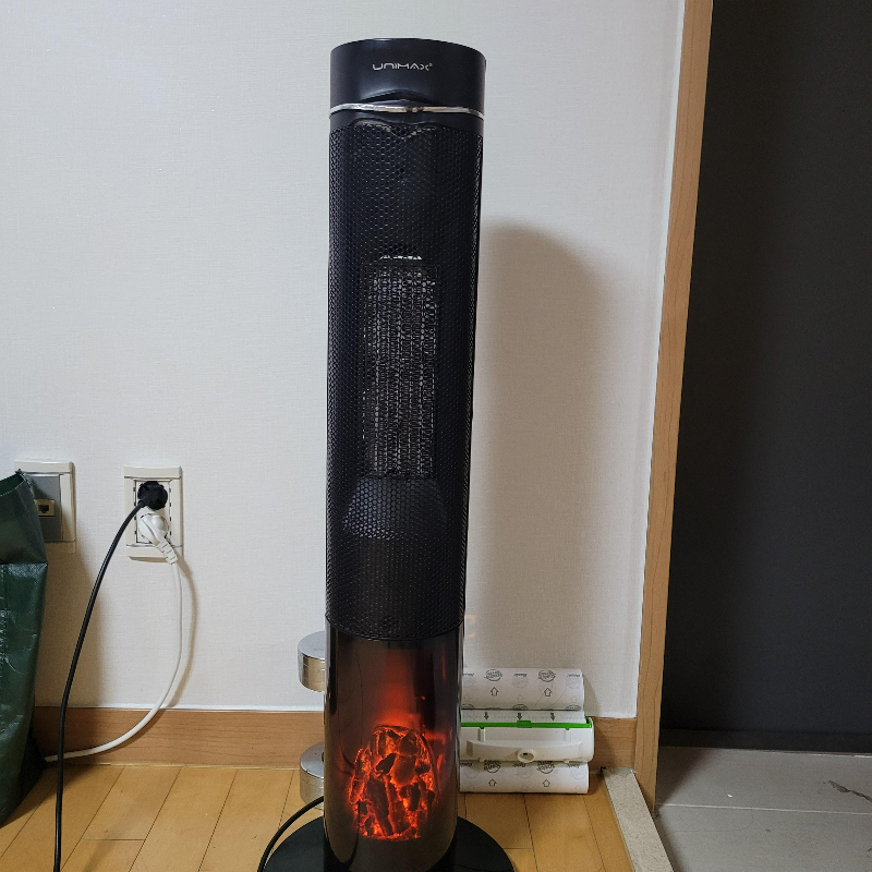 유니맥스-UMP-700FNB