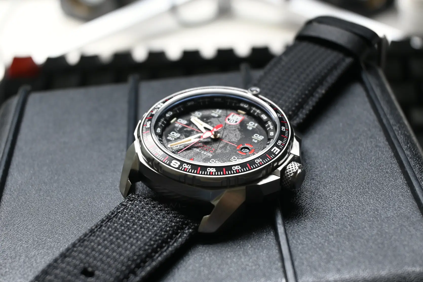 루미녹스 시계 ICE SAR XL 1201 개봉 및 리뷰 사진 8