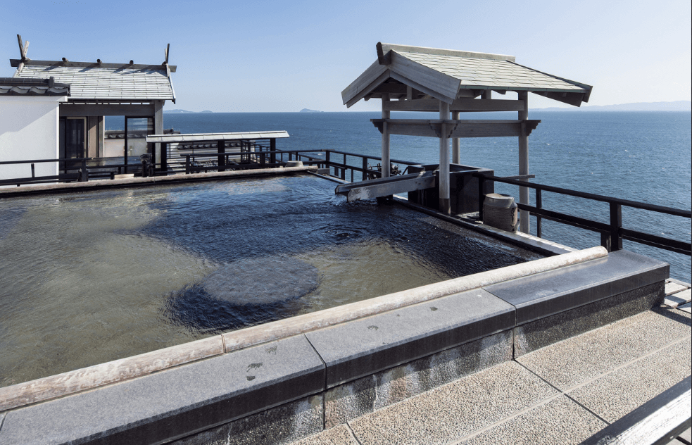 겨울 일본 온천 여행지 ; 온천 료칸 가족, 연인 여행지(Best 5) 하코네, 노보리베츠, 기노사키, 나고야, 이즈