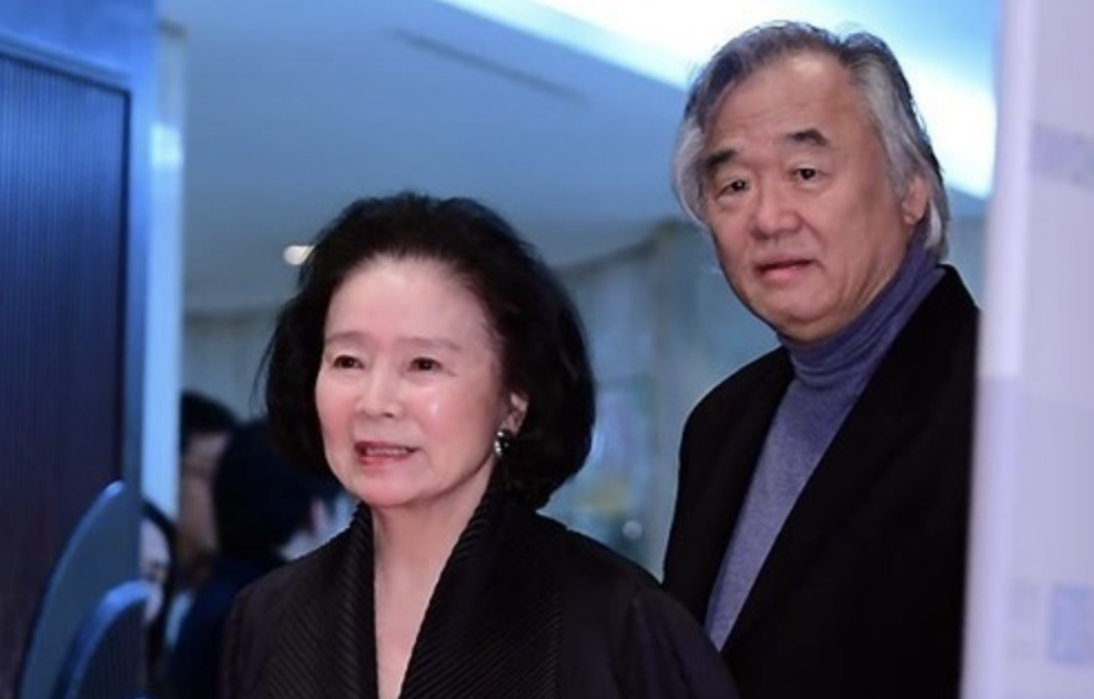 윤정희 남편