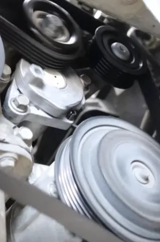 자동차 벨트 설치방법